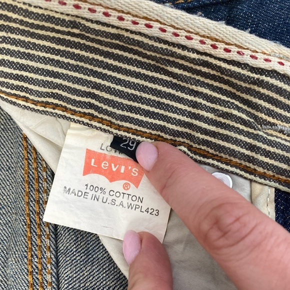 VTG Levi’s Women’s Jeans 29x30 Made in USA 100% Cotton Zip Fly Mid High Rise - Picture 3 of 16